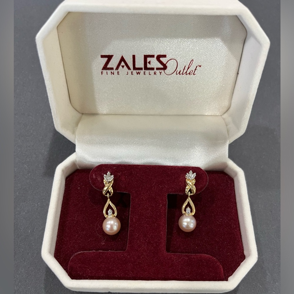 14k Gold Pearl Drop Earring